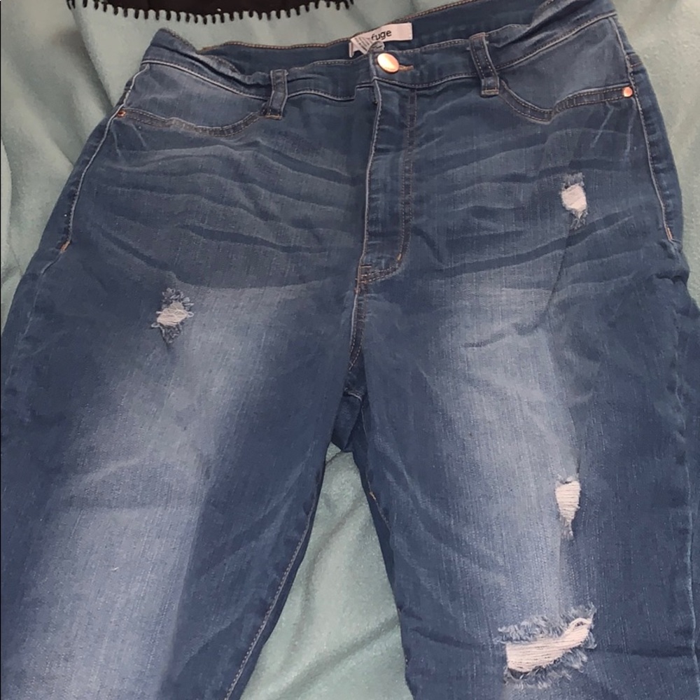 Ripped jeans